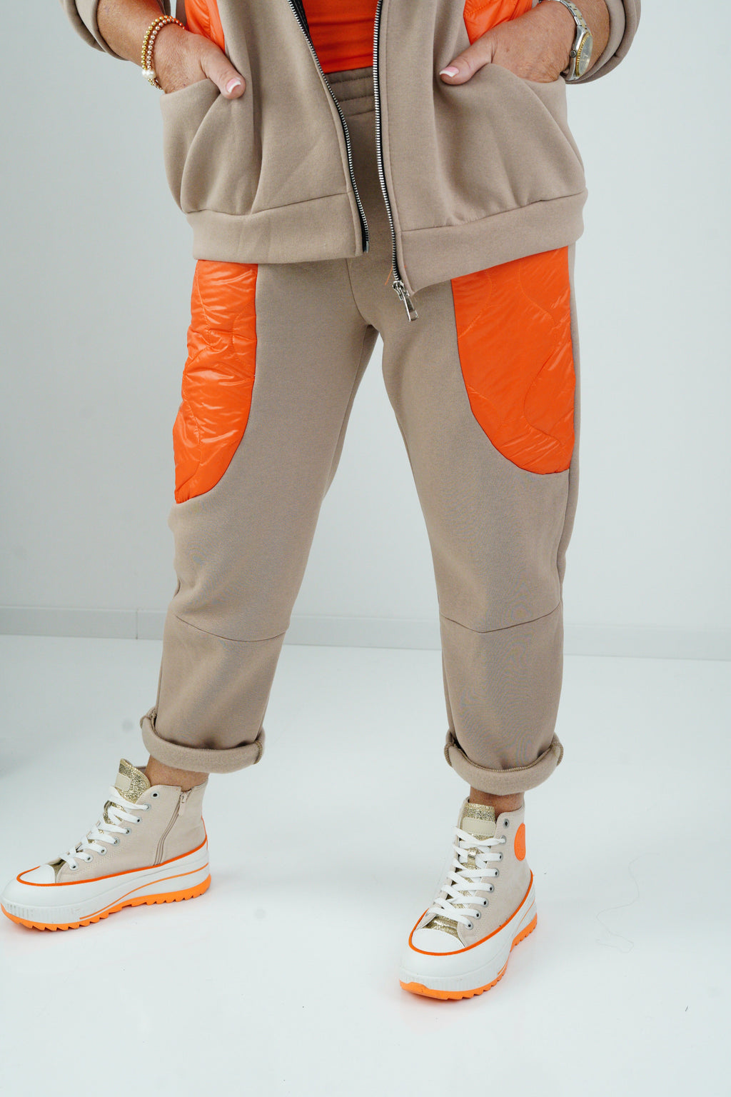 2 Teiliger Anzug in Camel mit Orange (38-42)